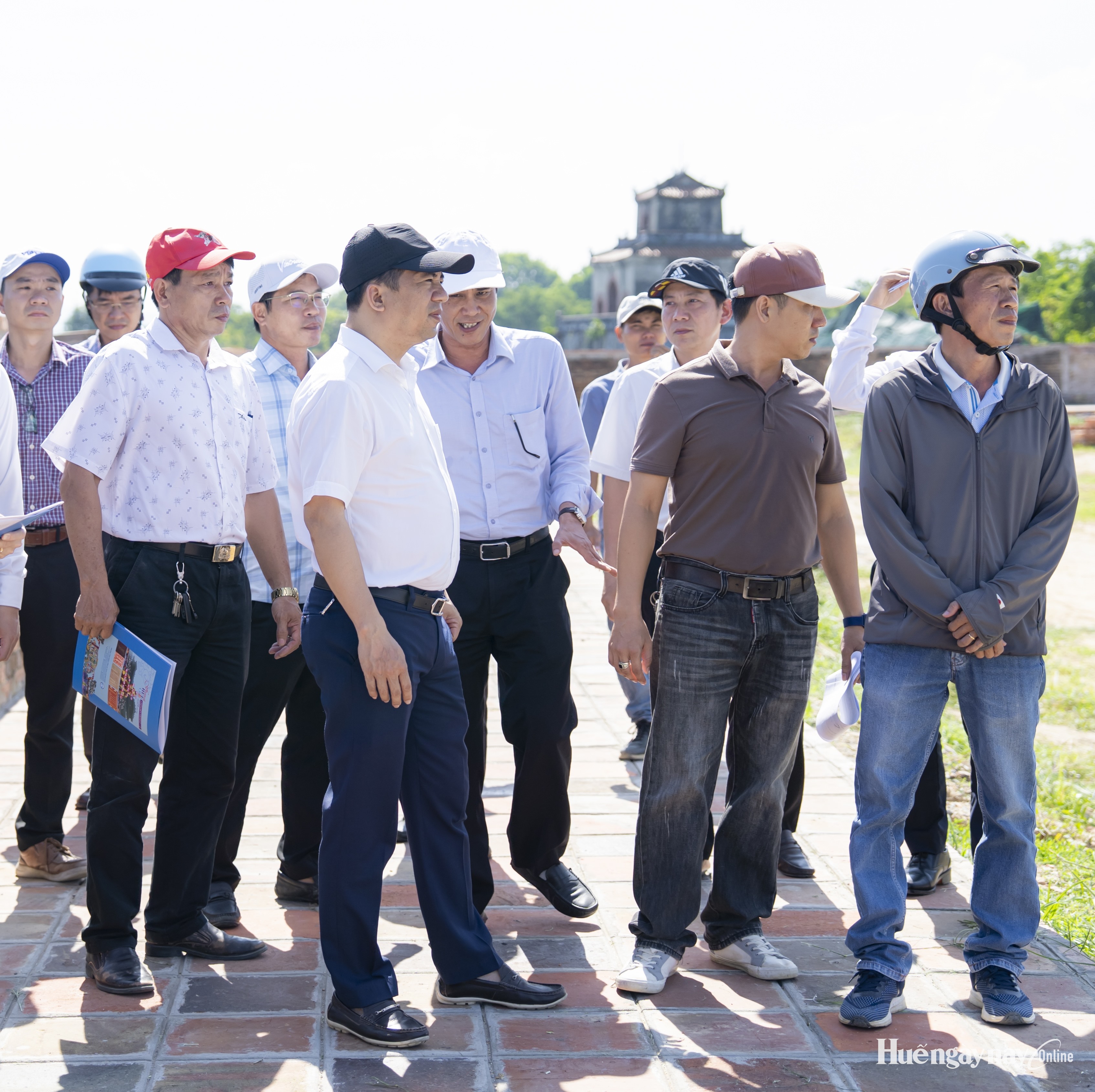 Phó Chủ tịch UBND thành phố Trần Hữu Thùy Giang kiểm tra tiến độ các dự án đầu tư công
