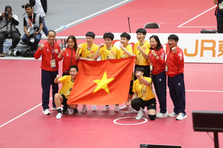ASIAD 20 Cầu mây nữ Việt Nam xuất sắc giành huy chương vàng
