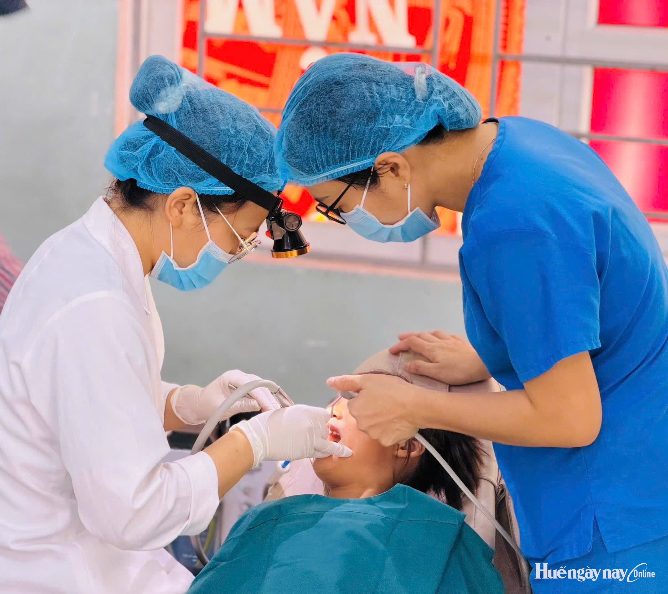 Chăm sóc sức khỏe răng miệng cho gần 1 300 học sinh tại phường Thanh Thủy