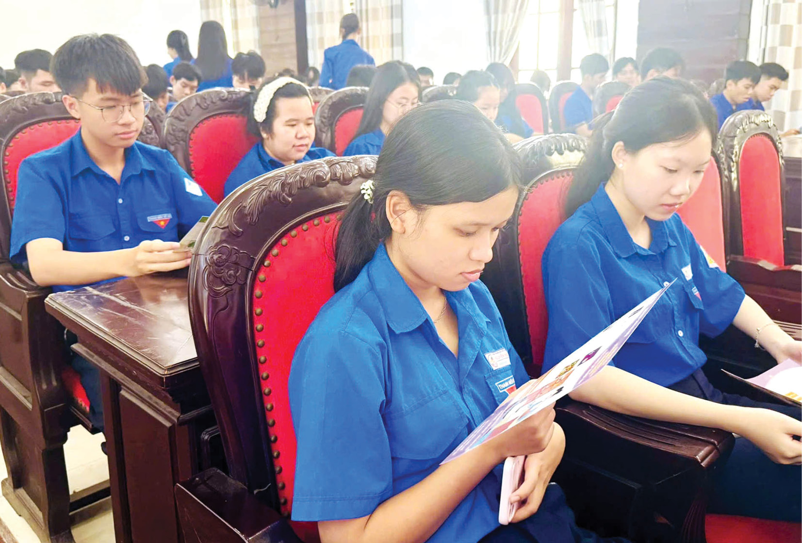Trang bị kiến thức để trẻ em gái tự bảo vệ mình