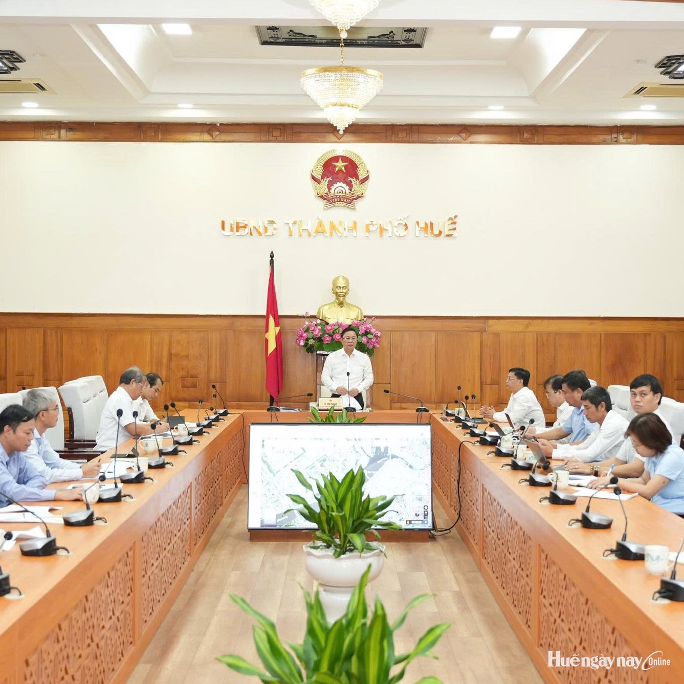 Chỉnh trang khu phố Tây, mở rộng không gian công cộng ven sông An Cựu