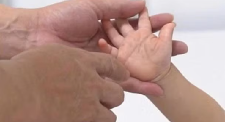 Tay chân miệng gia tăng, cảnh báo những dấu hiệu chuyển nặng dễ bị bỏ sót