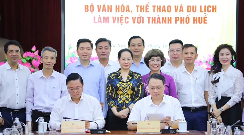 Ký kết Kế hoạch phối hợp hành động về phát triển văn hóa, thể thao và du lịch đến năm 2030