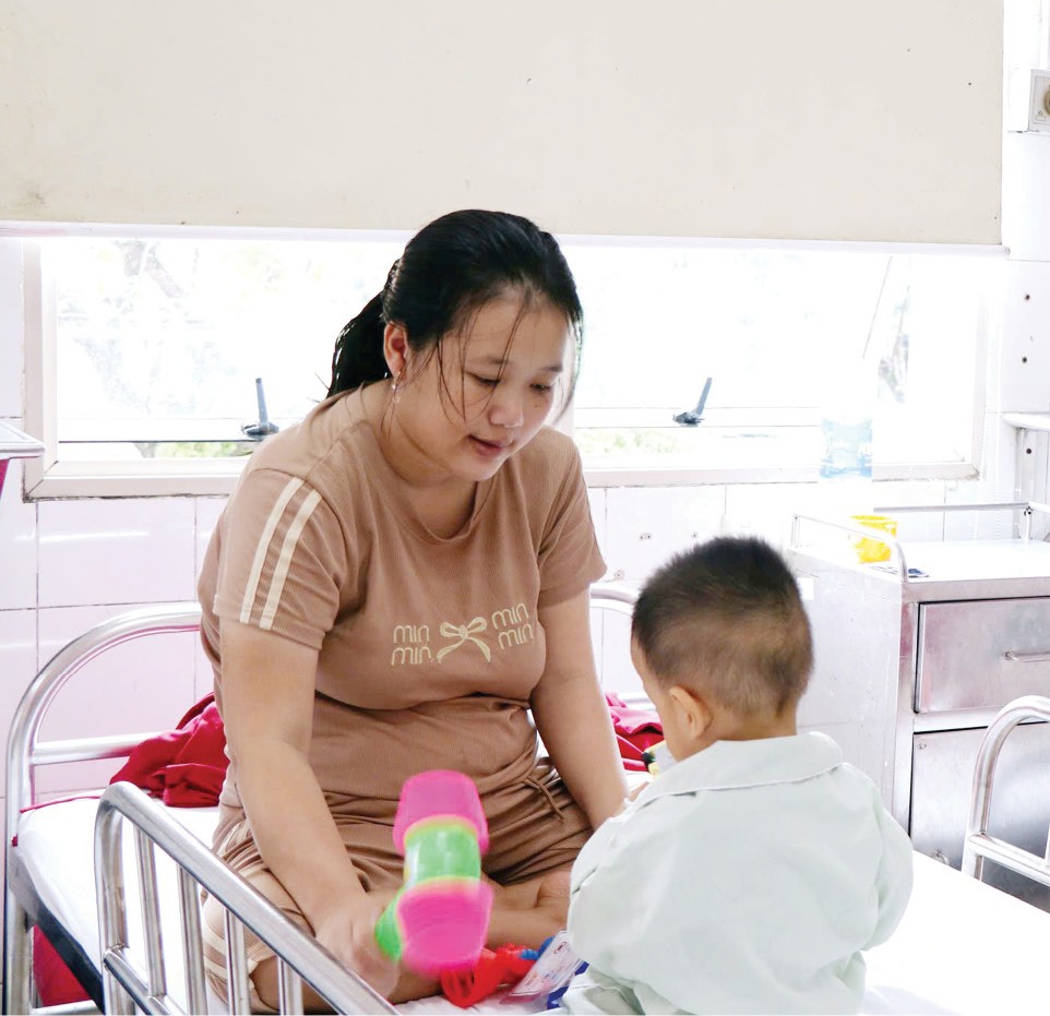 Thời tiết giao mùa, bệnh nhân nhập viện tăng đột biến