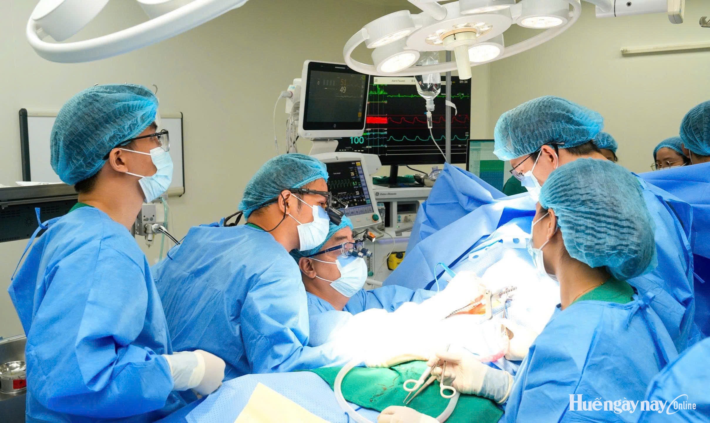 Chuyển giao kỹ thuật phẫu thuật bắc cầu động mạch vành tại Bệnh viện C Đà Nẵng