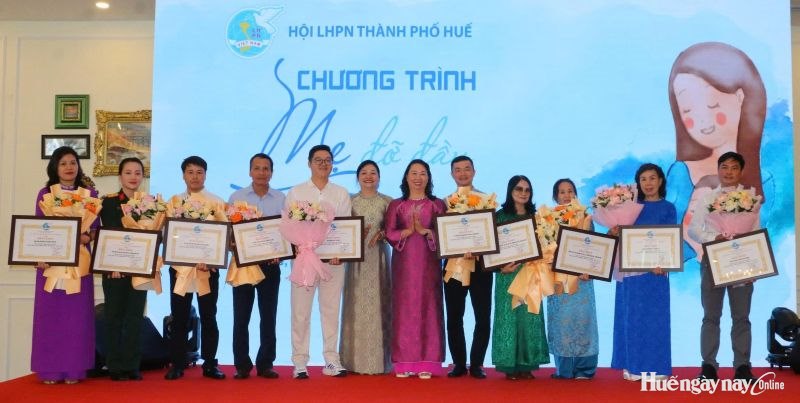 “Mẹ đỡ đầu - Một vòng tay yêu thương” năm 2026