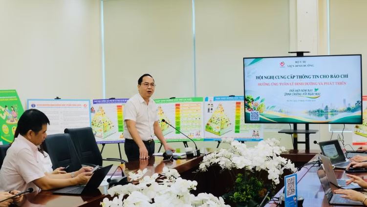Thực hiện chế độ ăn lành mạnh và lối sống năng động vì sức khỏe của mỗi người
