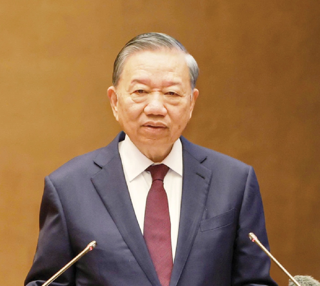 Muốn người tài đức, phải tìm