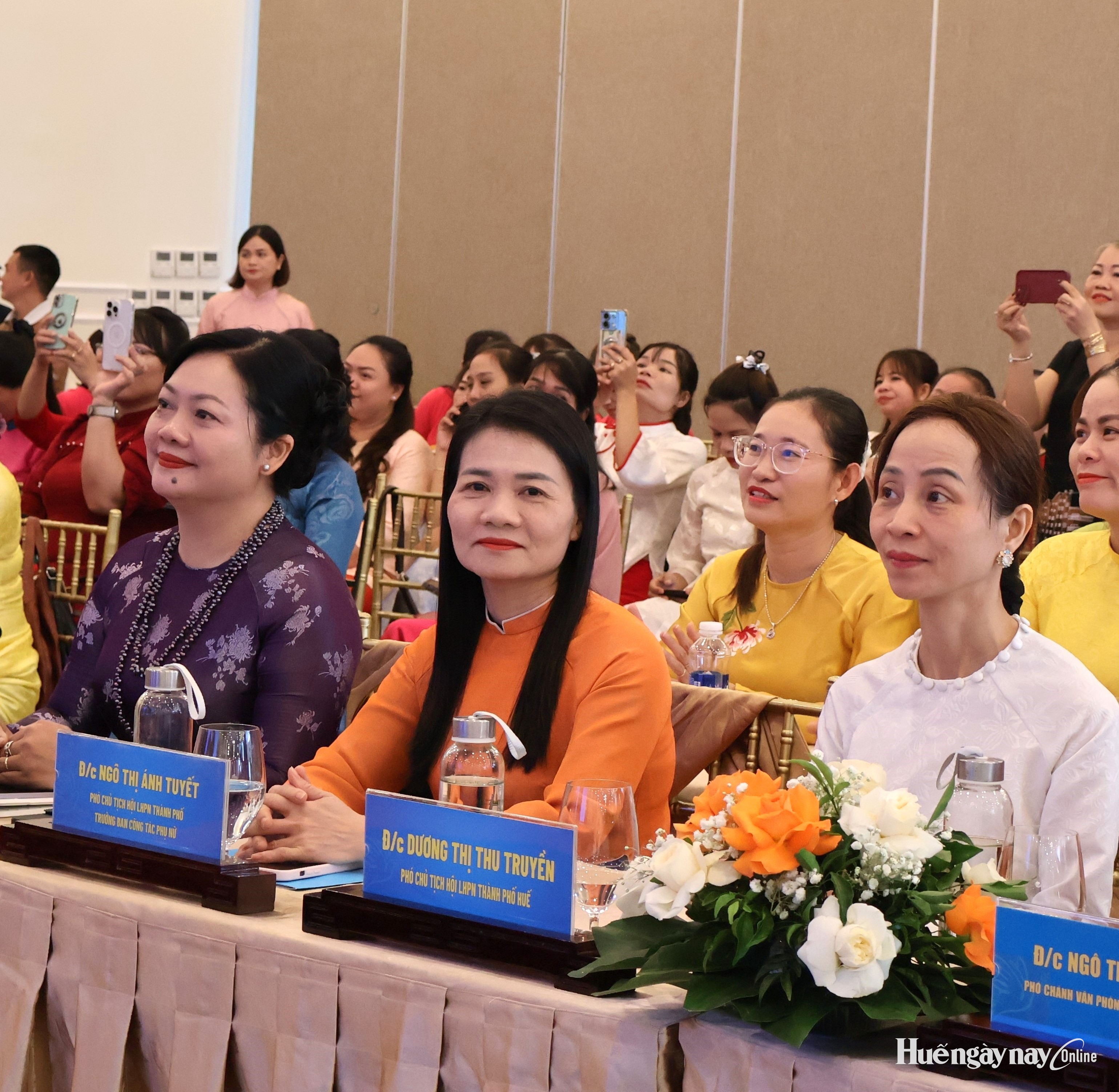 Trao giải cuộc thi tìm hiểu Nghị quyết Đại hội đại biểu Phụ nữ toàn quốc lần thứ XIV