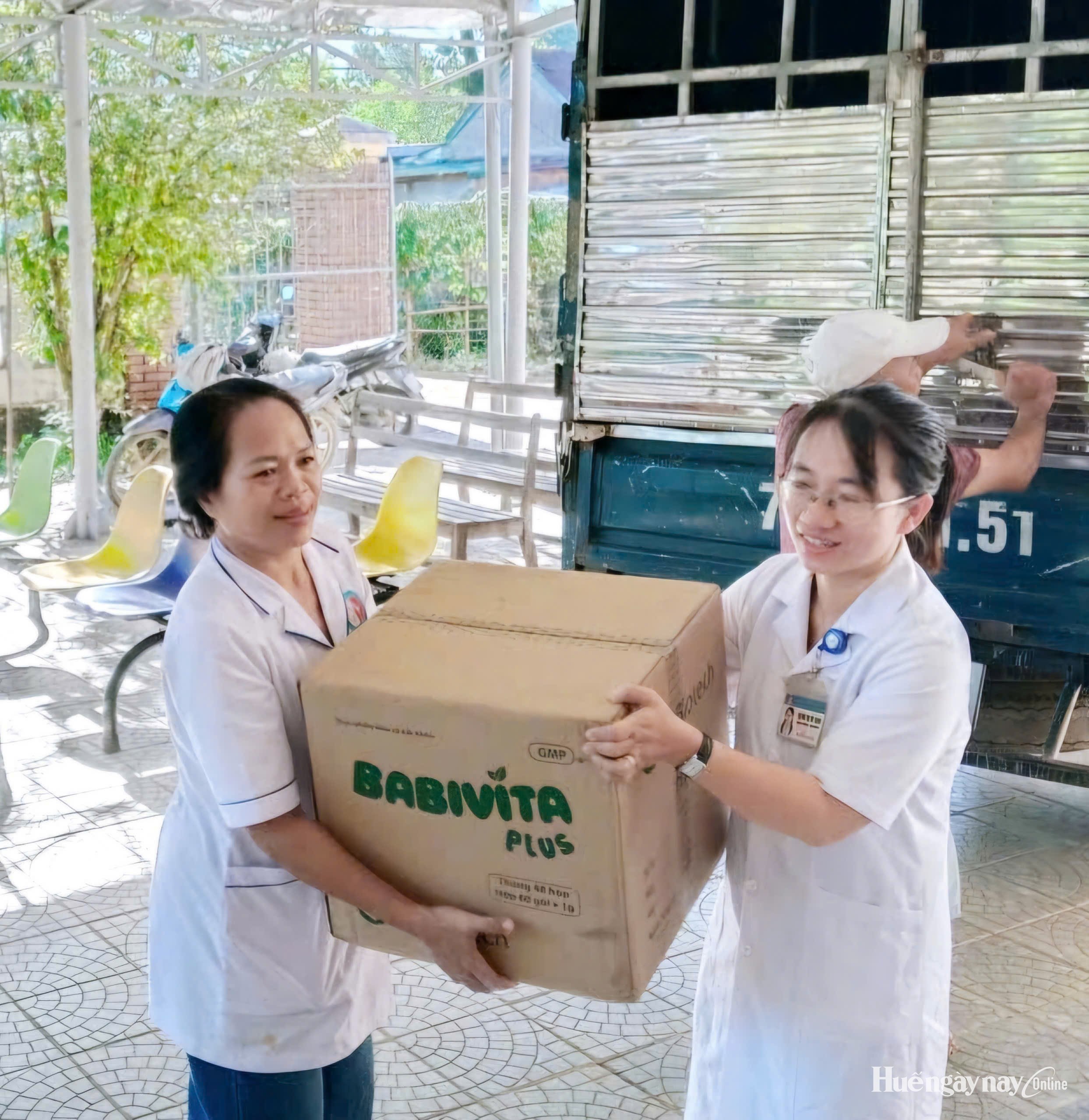 Hỗ trợ cải thiện dinh dưỡng cho gần 500 trẻ em tại các xã nghèo