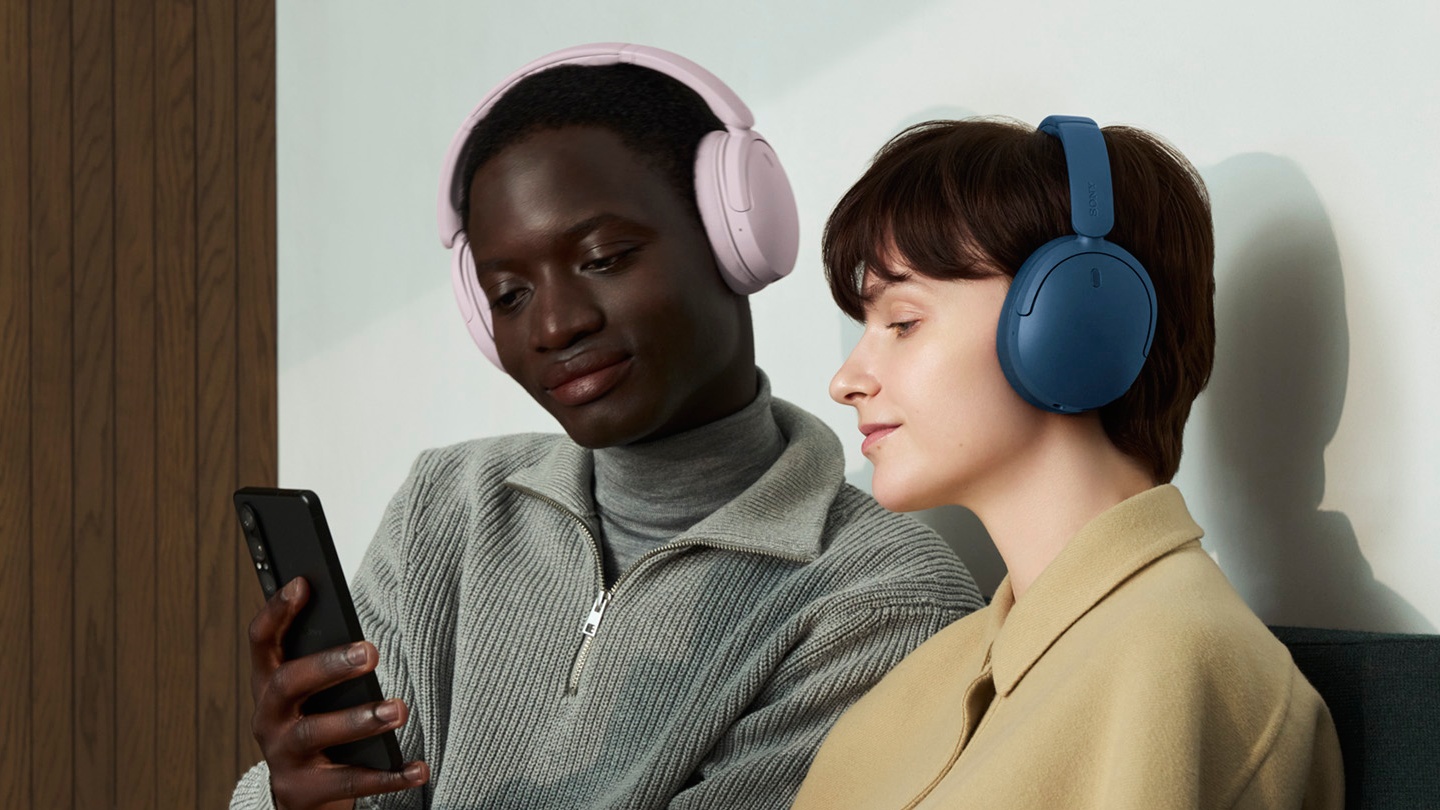 Multipoint, LE Audio và Auracast thay đổi cách dùng tai nghe ra sao