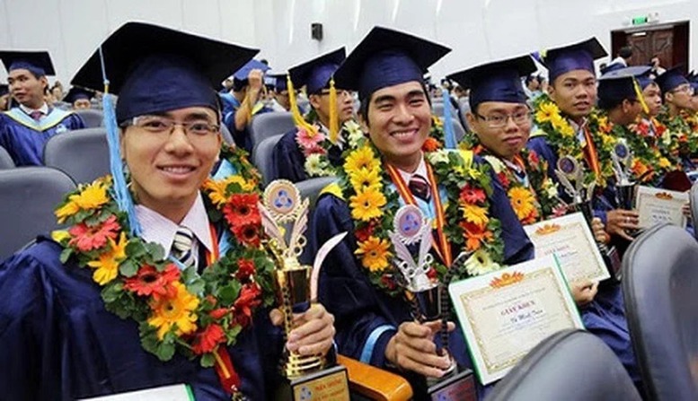 Bộ Nội vụ đề xuất miễn thuế thu nhập cá nhân 5 năm cho nhân tài