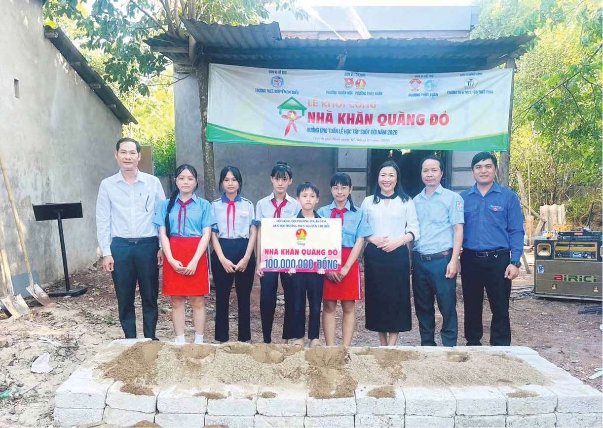 Ngôi nhà “khăn quàng đỏ”