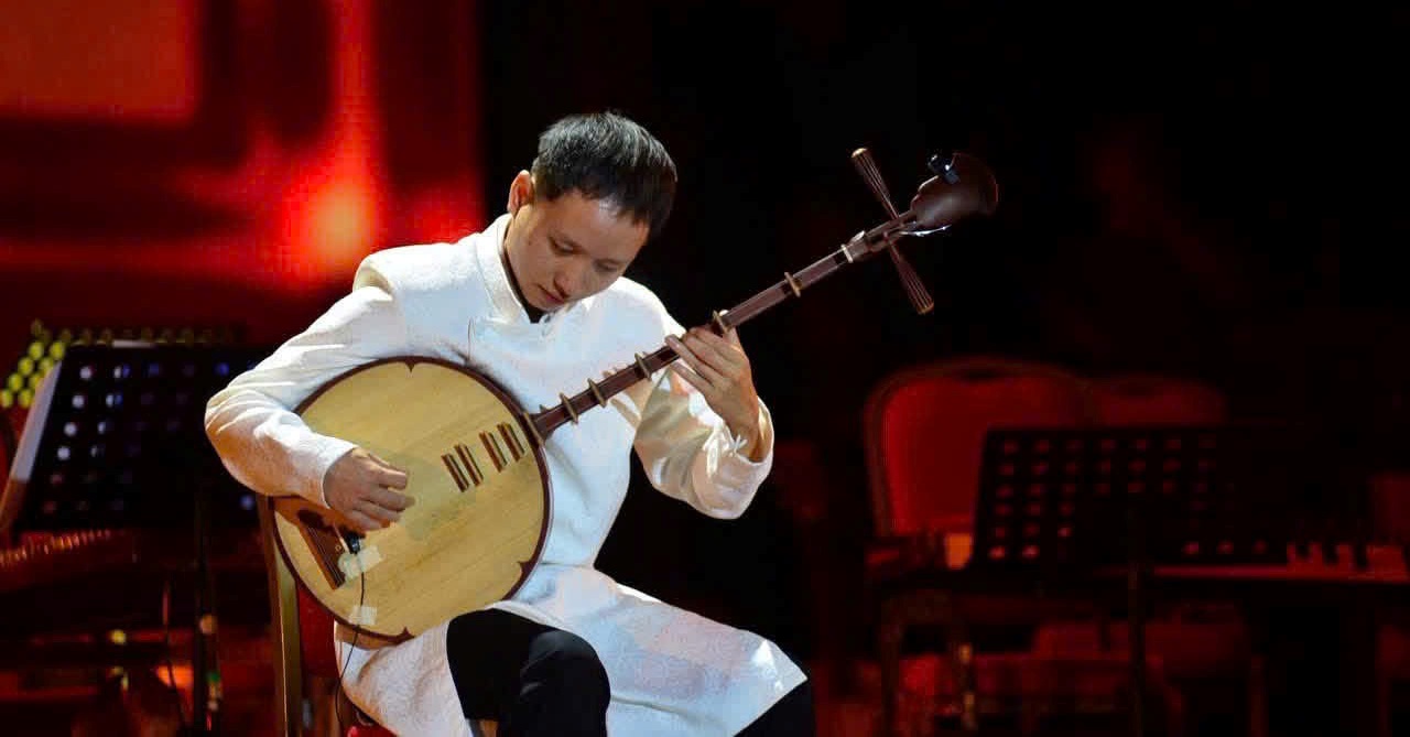 Trình diễn “Sắc âm Cố đô” tại Cuộc thi Độc tấu và Hòa tấu nhạc cụ dân tộc toàn quốc
