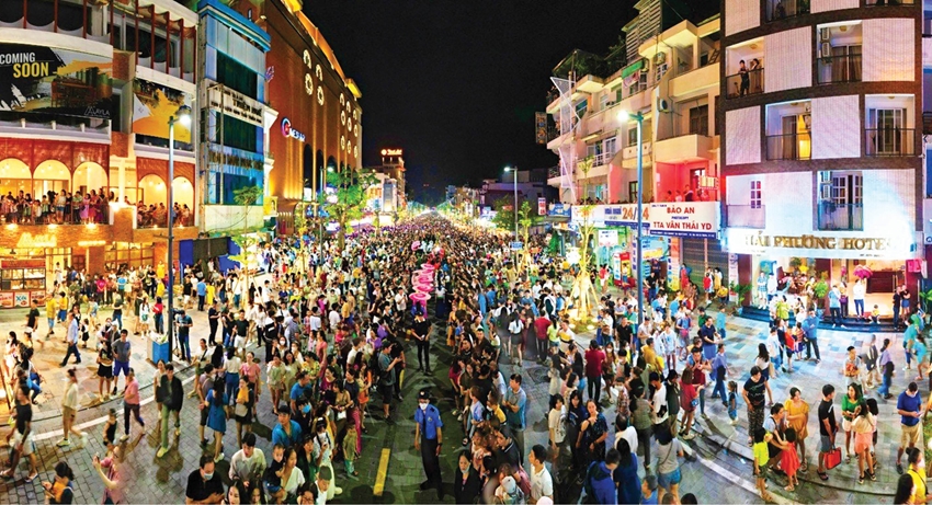 With Hue, “do not sleep too early”