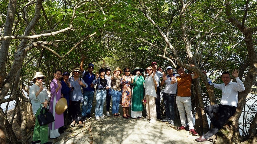 Hue wins 2 prizes in “Vietnam’s Top 7 Impression 2022”