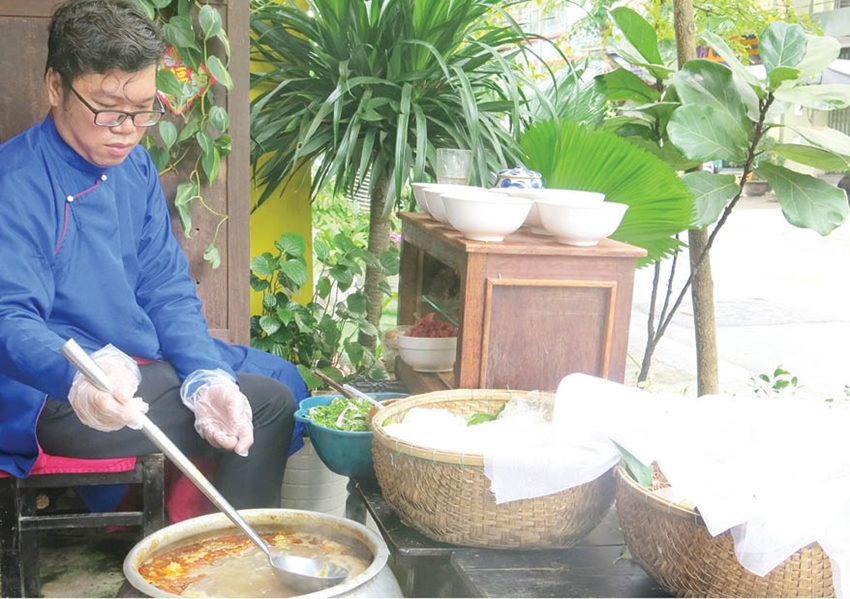 “Quintessence of rice vermicelli craft honored