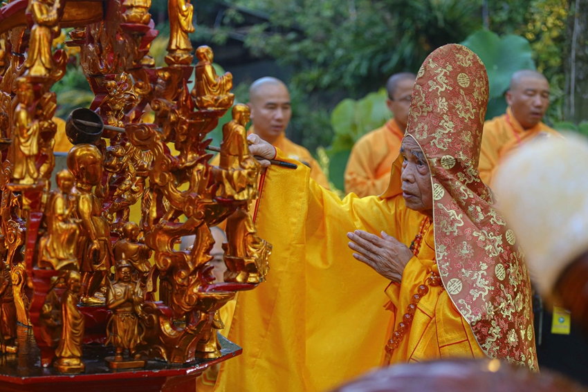 Dignified Buddha bathing and procession ceremony