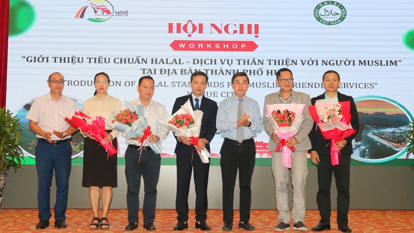 Introducing Halal standards - a Muslim friendly service