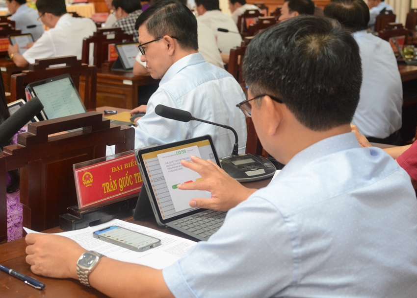 Investing over 1,000 billion VND in building a bridge over Tam Giang Lagoon