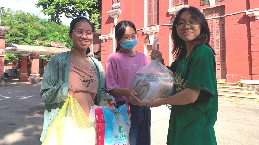 “Handing green presents”