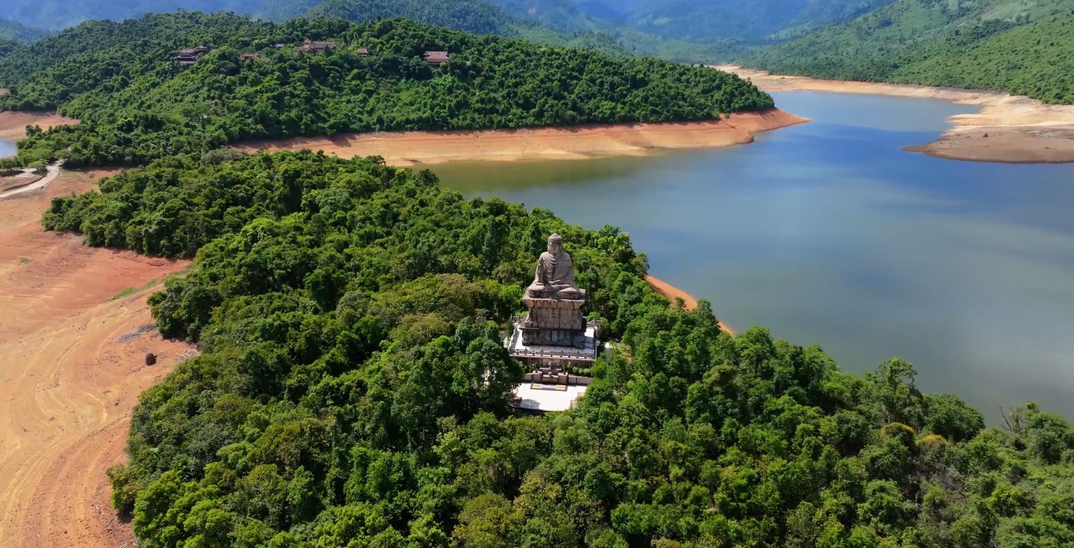 Truc Lam Bach Ma Zen Monastery