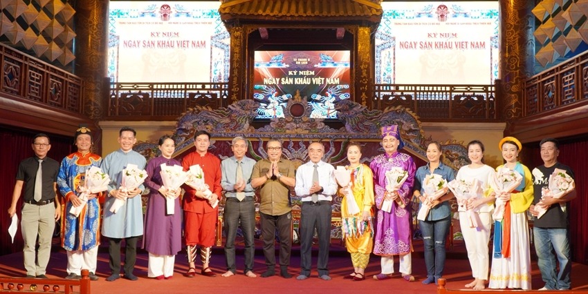 Celebrating Vietnamese Theater Day