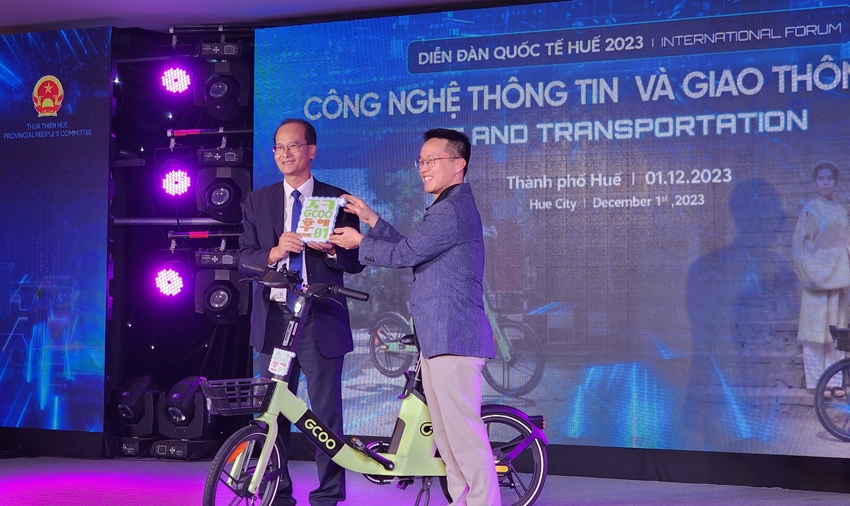 Hue City Applying information technology to promote sustainable development