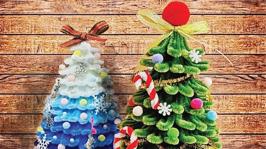 Celebrating Christmas with colors from velvet wire