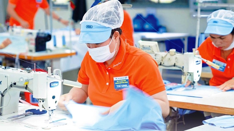 Exports reach the threshold of 1 1 billion USD