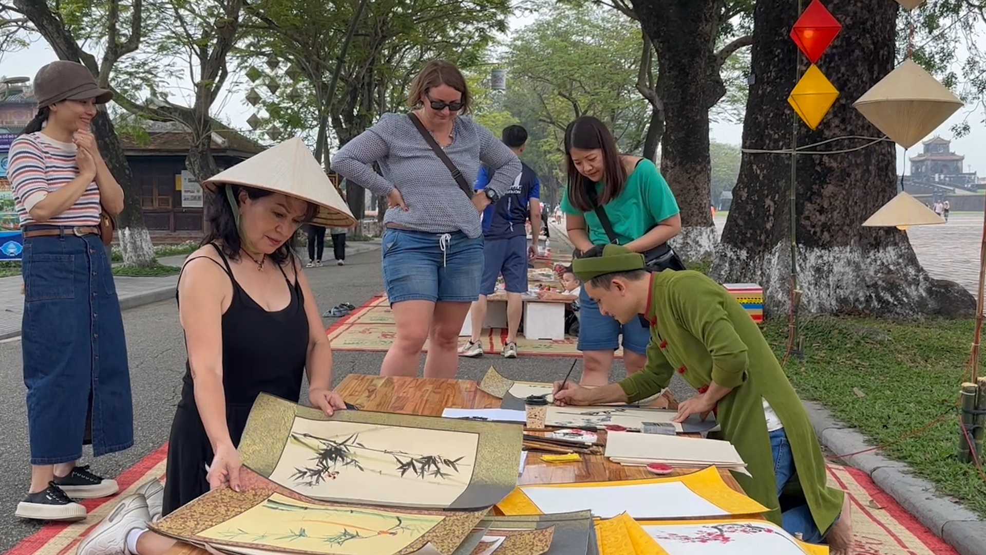 “Hue Tet - Connecting love”