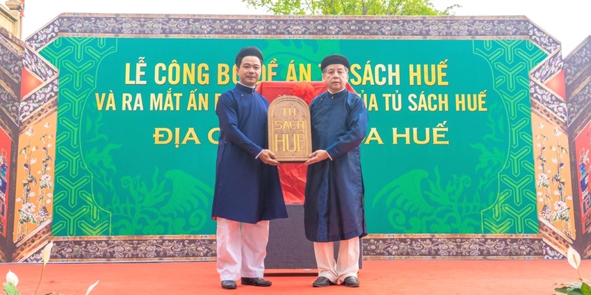 Hue Bookcase Development Fund established