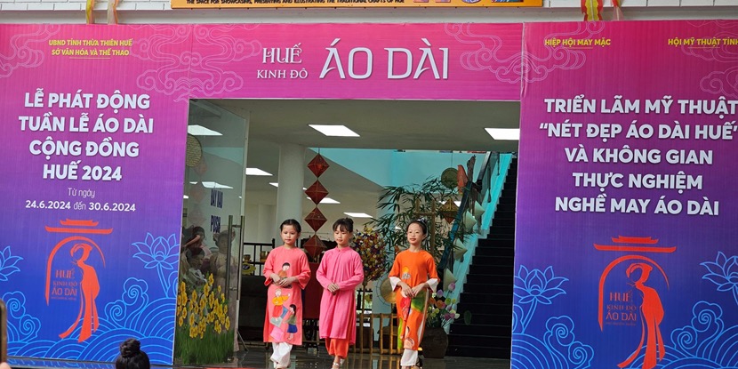 Community Ao dai Week 2024 commences