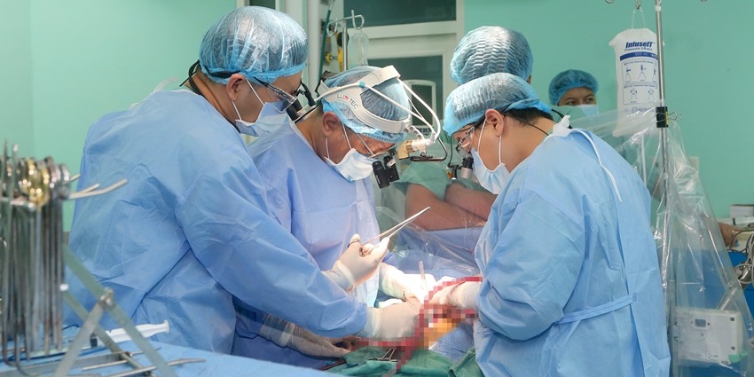 The heart of a 65-year-old woman revived the life of a patient