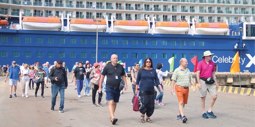 Enhancing services to attract “wealthy customers”