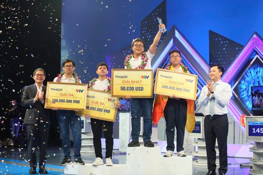 The portrait of the Champion of 24th Road to Olympia