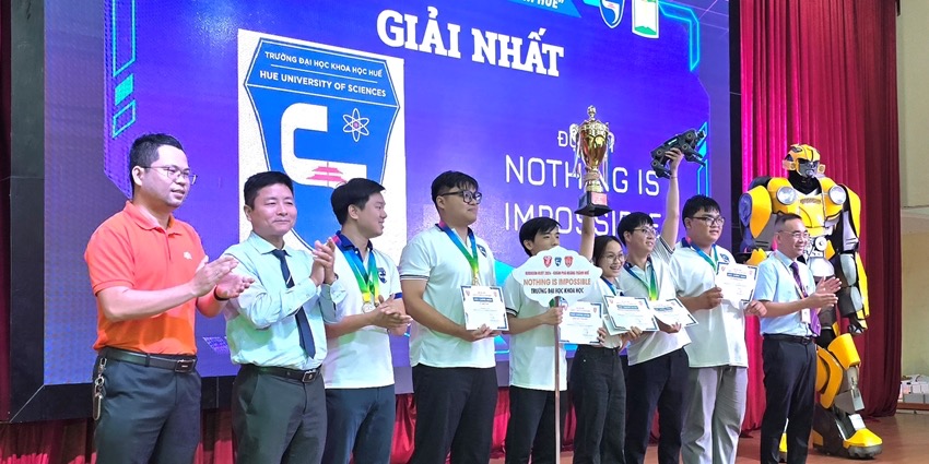 Exciting and vigorous final of Robocon Huet-2024