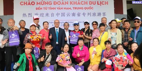 Hue welcomes an international group of visitors arriving on a cross-Vietnam charter train