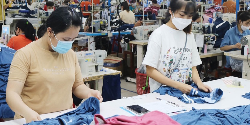 Positive signs in import-export activities