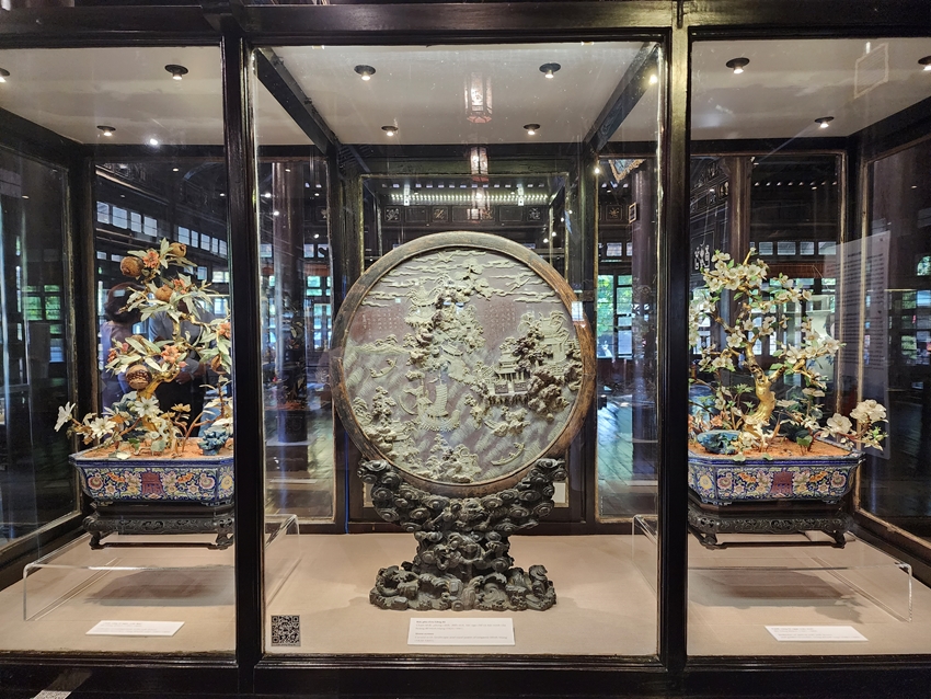 Four Nguyen-dynasty artifacts are National Treasures