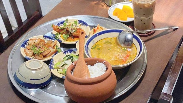 Looking for the taste of “home-cooked meals”