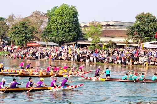 Phu Xuan - Thuan Hoa inter-district traditional boat race due to take place on March 22