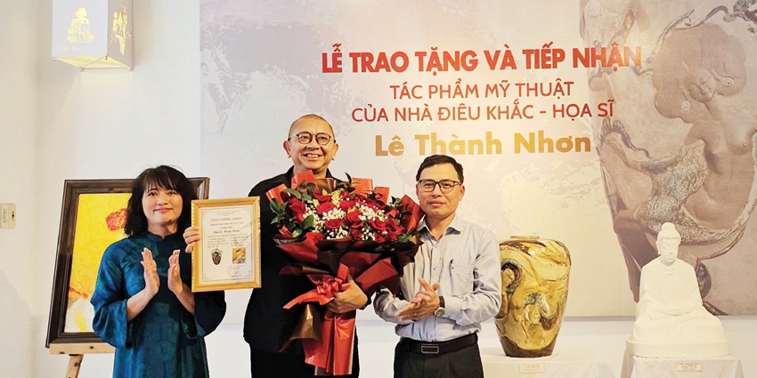 Le Thanh Nhon returned to his dear city of Hue one more time