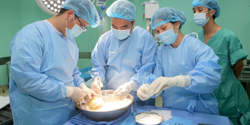 Female heart transplant patient revived after missing four “golden opportunities”