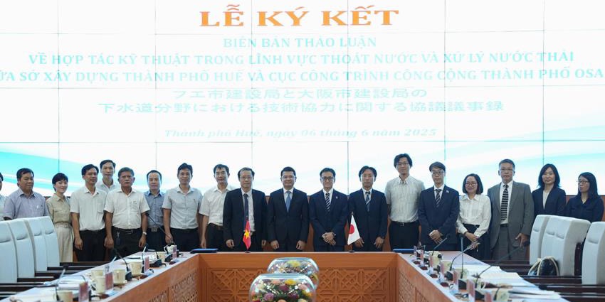 Hue and Osaka Signing discussion minute on wastewater treatment cooperation