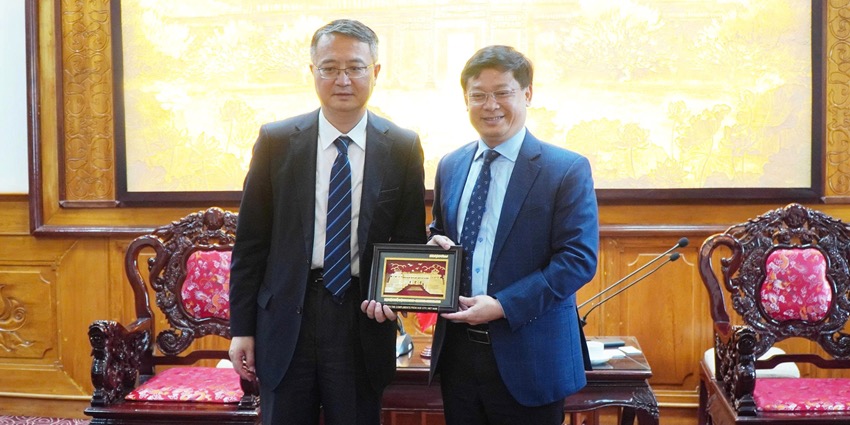 Honghe Prefecture promotes cooperation with Hue