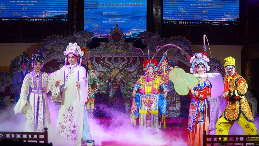 China - ASEAN Cultural Exchange Program officially kicks off