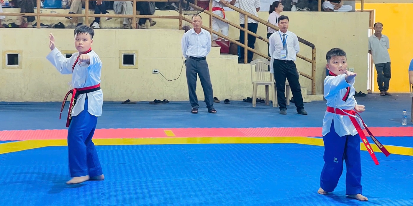Over 430 athletes compete at Hue City s Youth Taekwondo Tournament