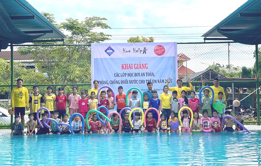 Equipping children with safe swimming skills