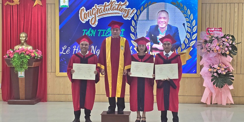 Awarding 4 Doctoral degrees, 18 Master degrees to graduates, 173 Engineers and Bachelors